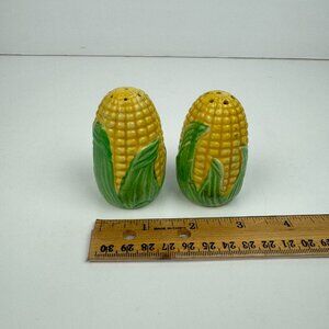 Vtg Ceramic Corn on the Cob Salt Pepper Shakers Textured Yellow Green Japan READ